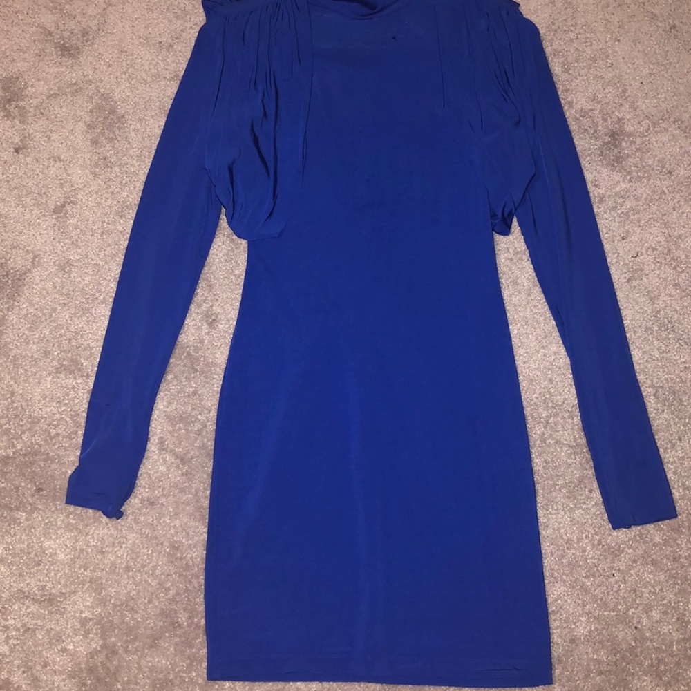 Long sleeve blue dress